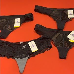 B.tempt’d by Wacoal- thong Lot - NWT - all size M